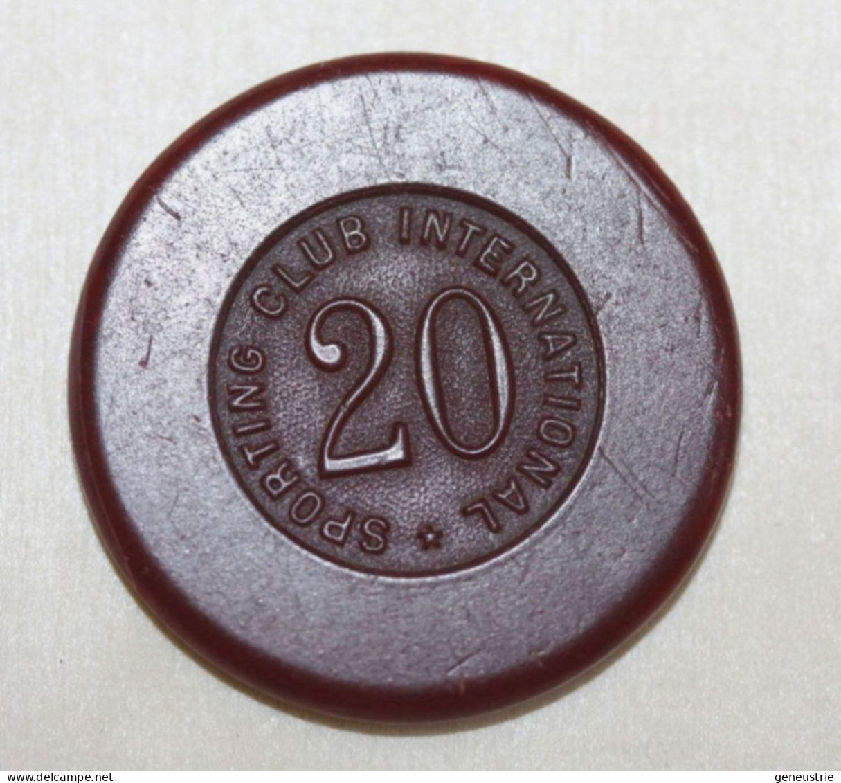 Jeton De Casino 20 Francs Rouge "Casino Sporting Club International" Monte Carlo - Monaco - Casino Token Chips - Casino