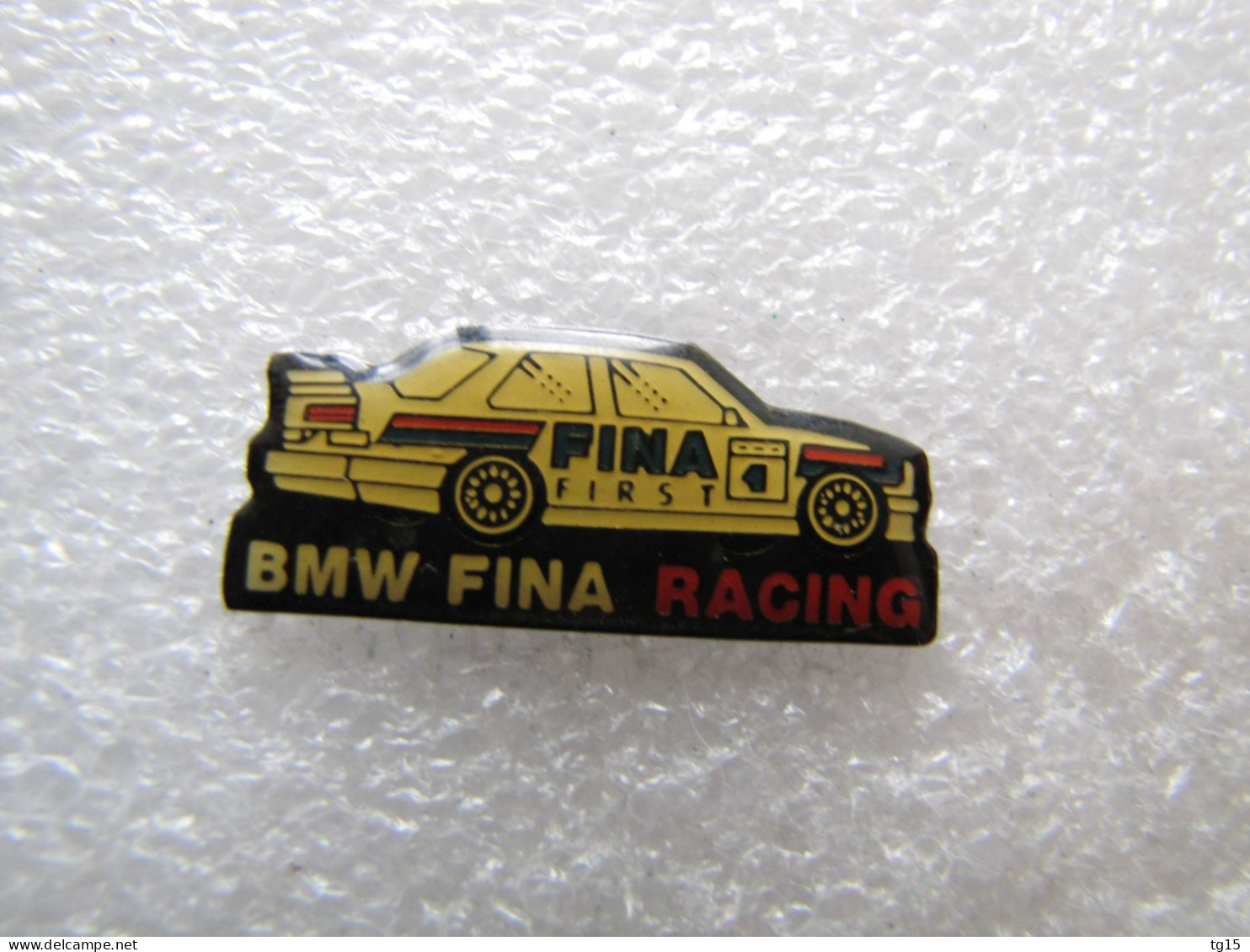 PIN'S    BMW  E30   FINA   RACING - BMW