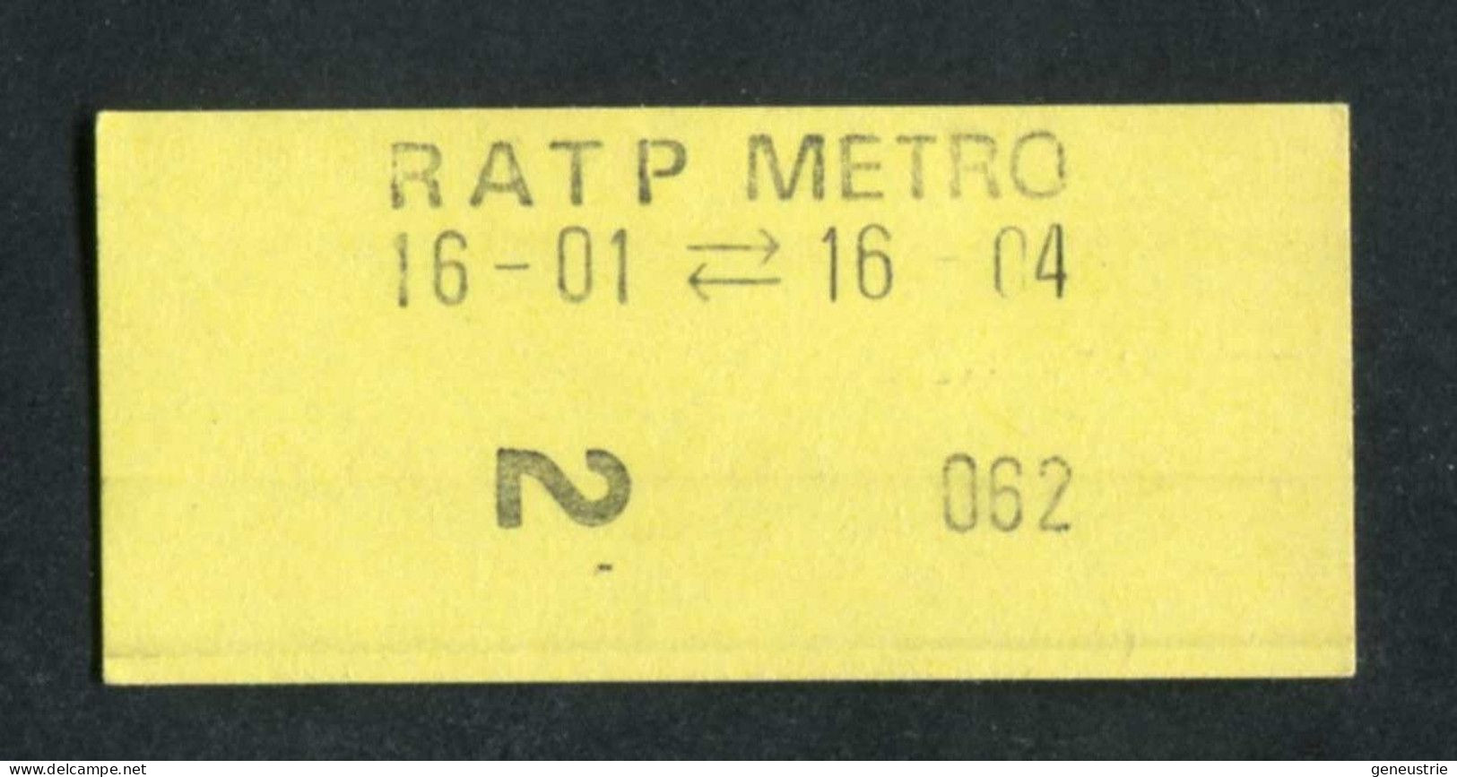 Ticket De Métro Parisien RATP - Métropolitain De Paris - 2ème Classe Années 70 - Europe