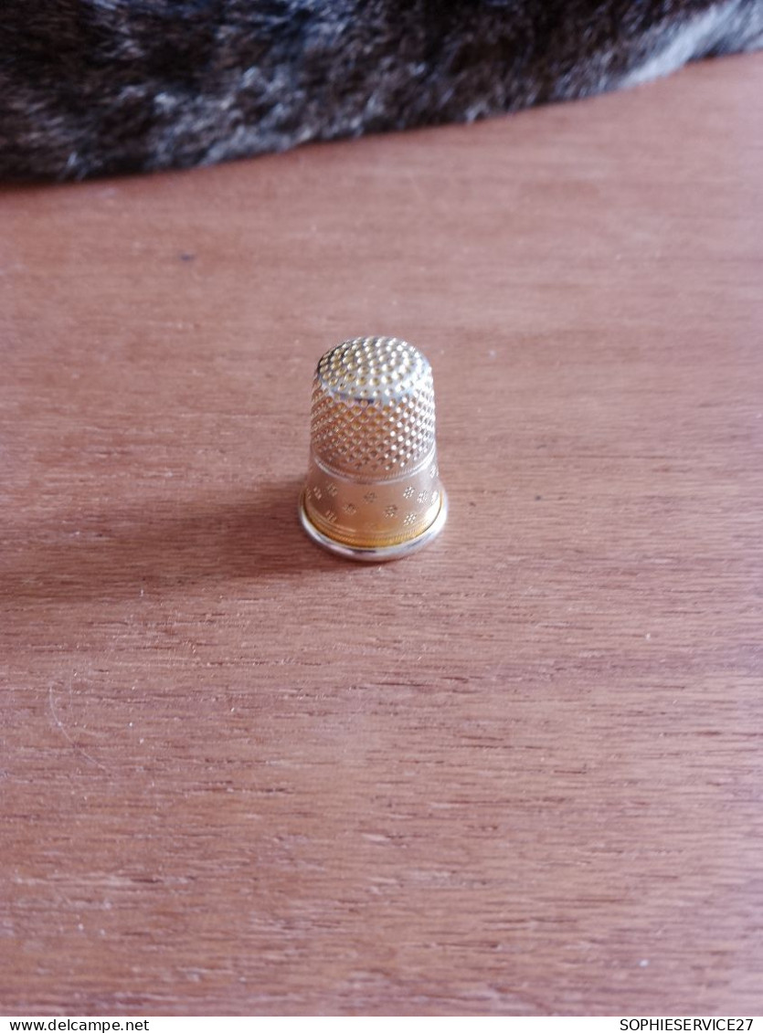 T1 // DE A COUDRE METAL DORE - Thimbles