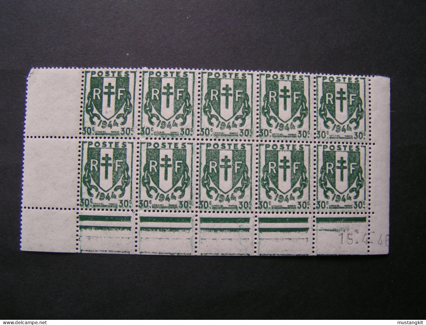 FRANCE N° 671 BLOC DE 10 VARIETE " PAPIER AMERICAIN MAUVAISE IMPRESSION  "  NEUFS SANS CHARNIERE * * - ....-1949