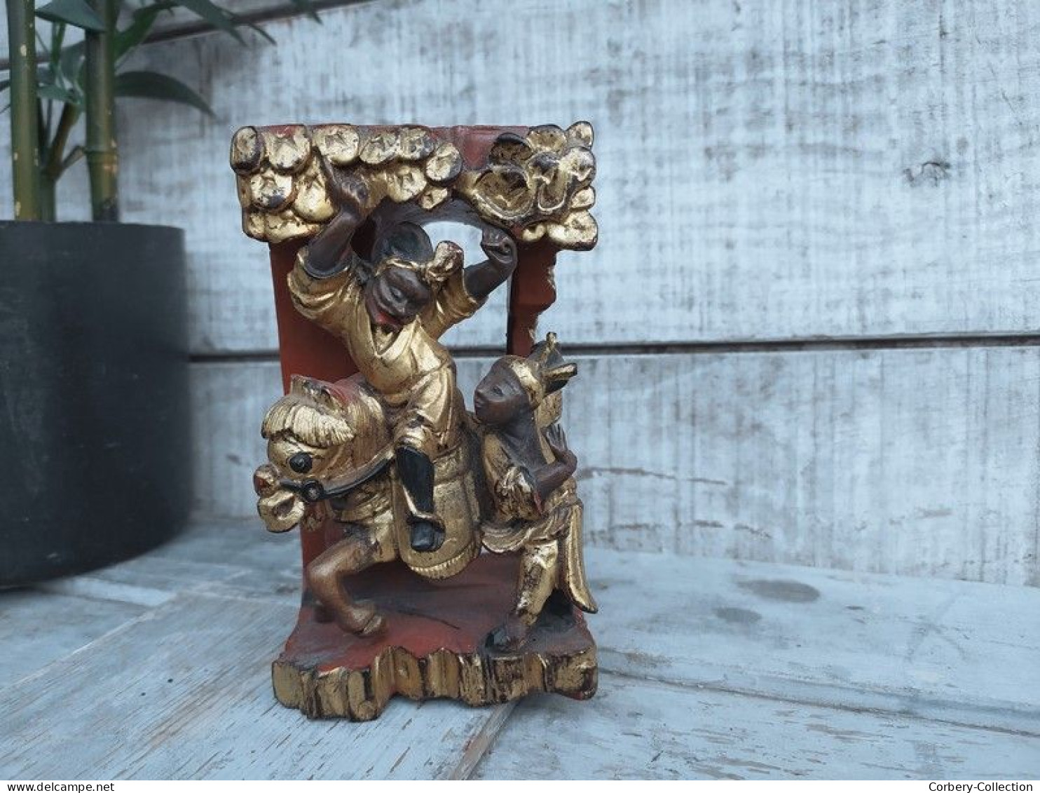 Ancienne Sculpture Chinoise Chine Bois Laqué Rouge Et Or - Arte Asiático