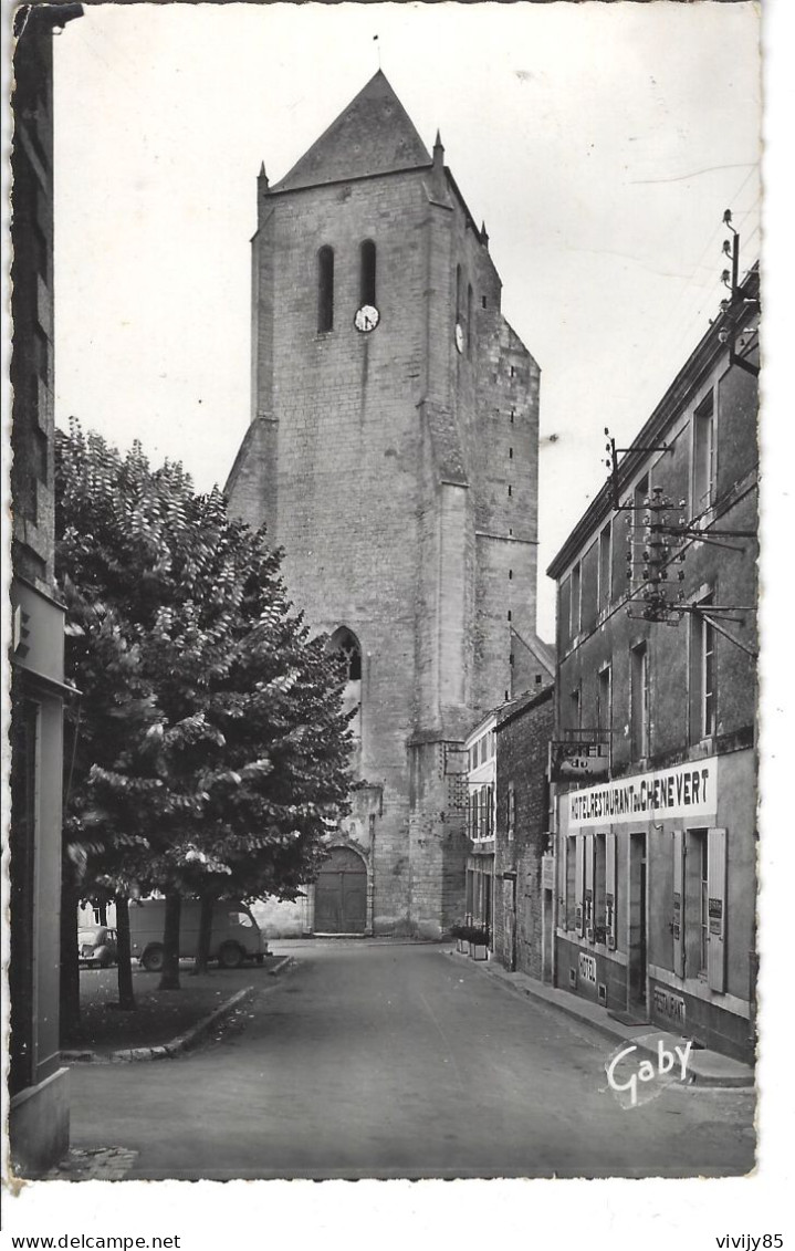 79 - CELLES SUR BELLE - Belle Vue De L'Eglise - Le Clocher - Celles-sur-Belle