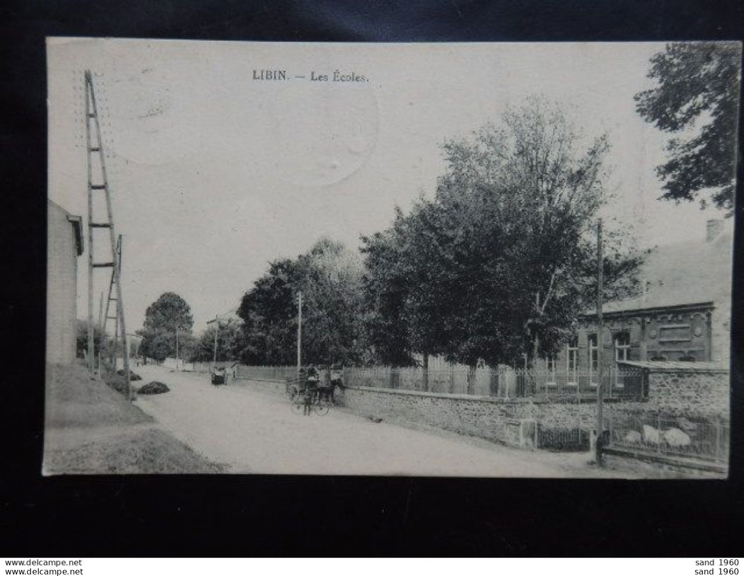 Libin - Les Ecoles - Attelage - Ed: J. Debehogne - Circulé: 1925 - 2 Scans - Libin