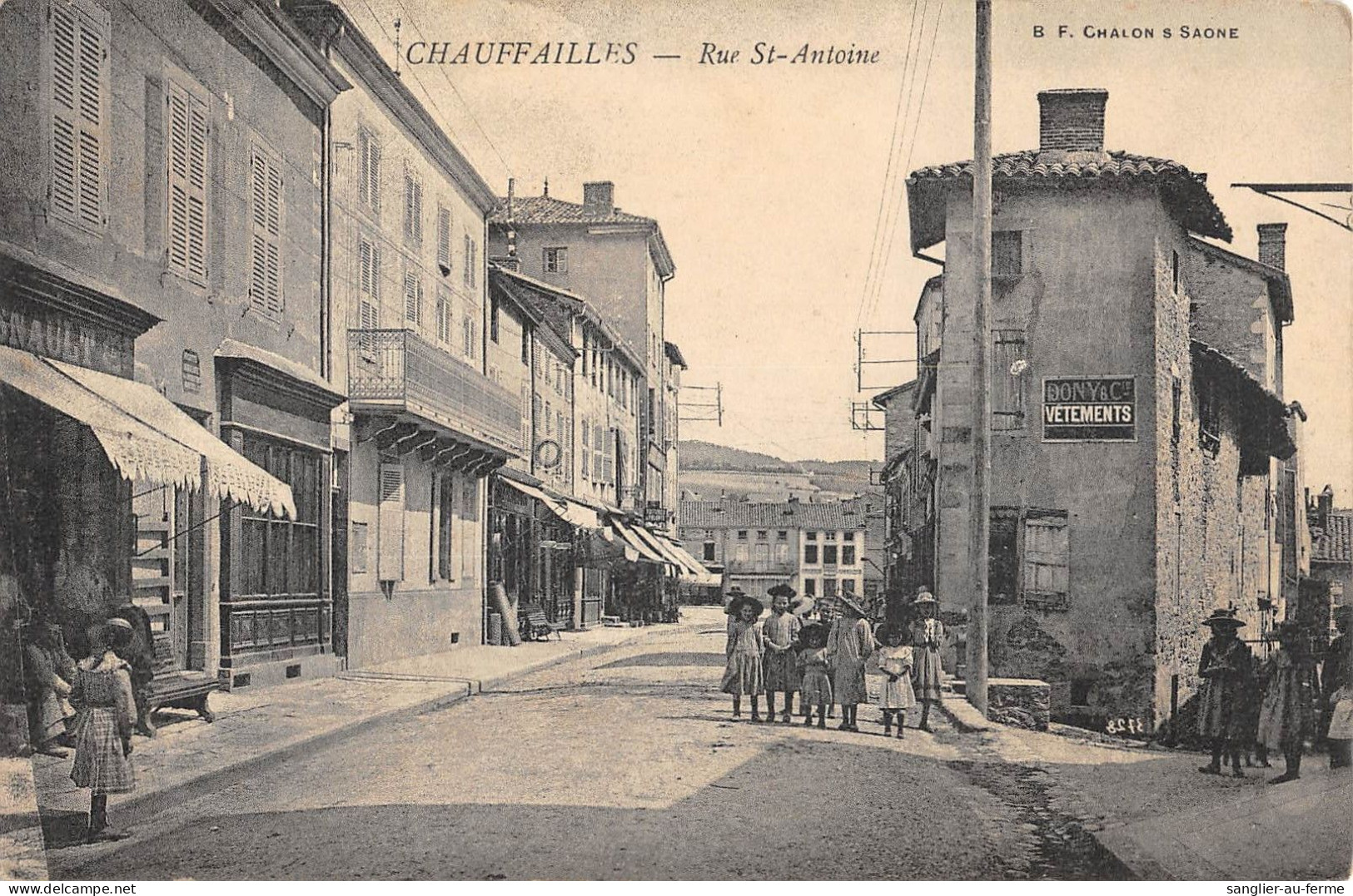 CPA 71 CHAUFFAILLES / RUE SAINT ANTOINE - Autres & Non Classés