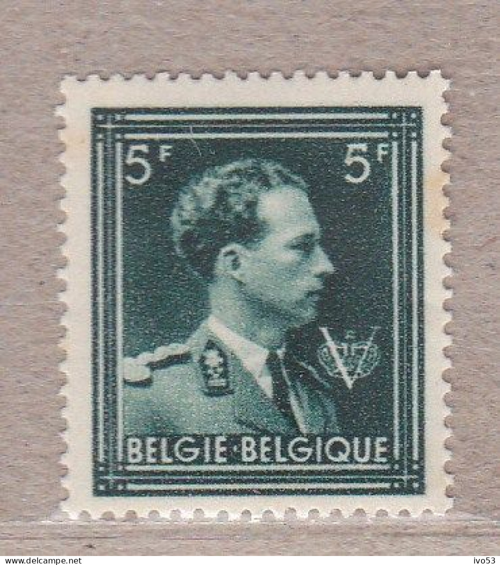 1944 Nr 696** Zonder Scharnier:Roest-zie Scans,zegel Uit Reeks Leopold III.OBP 6 Euro. - 1936-1957 Open Collar