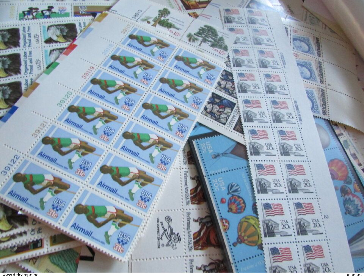 $236 US Mint Postage Stamp Strips - Verzamelingen