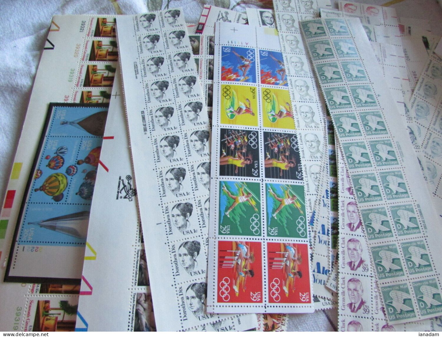 $236 US Mint Postage Stamp Strips - Verzamelingen