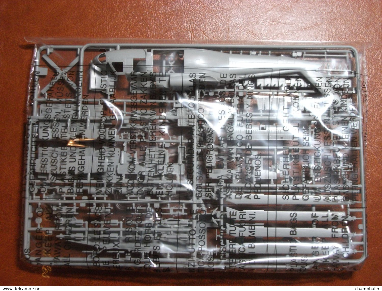 Maquette Plastique - Hélicoptère De Transport UH-60A Au 1/72 - Revell N°04940 - Elicotteri