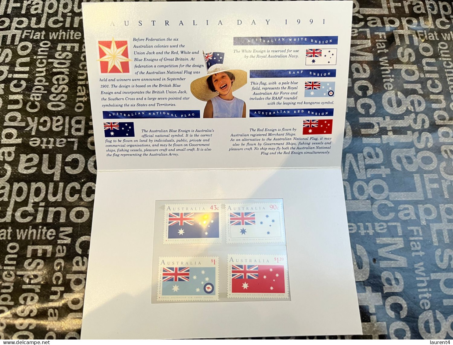 2-1-2024 (4 W 9) Australia Stamp Pack - Australia Day 1991 (Flags) - Presentation Packs