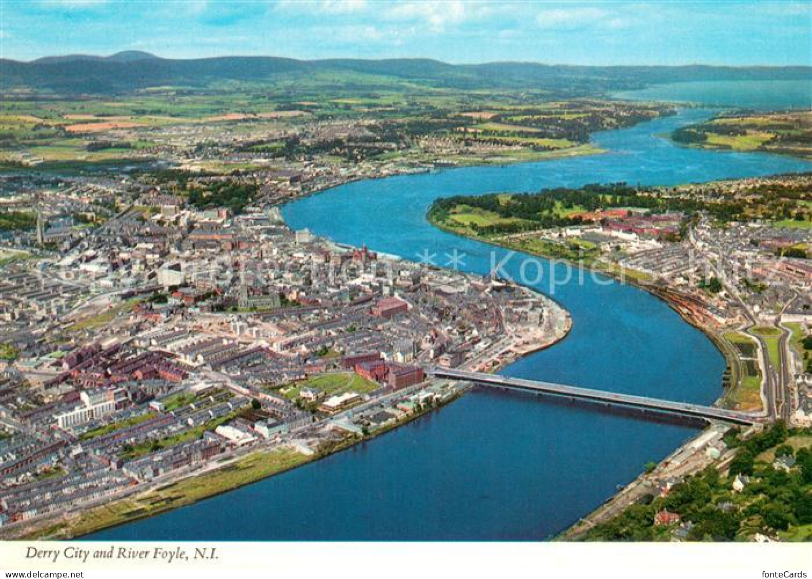 73687526 Derry City And River Foyle Aerial View  - Sonstige & Ohne Zuordnung