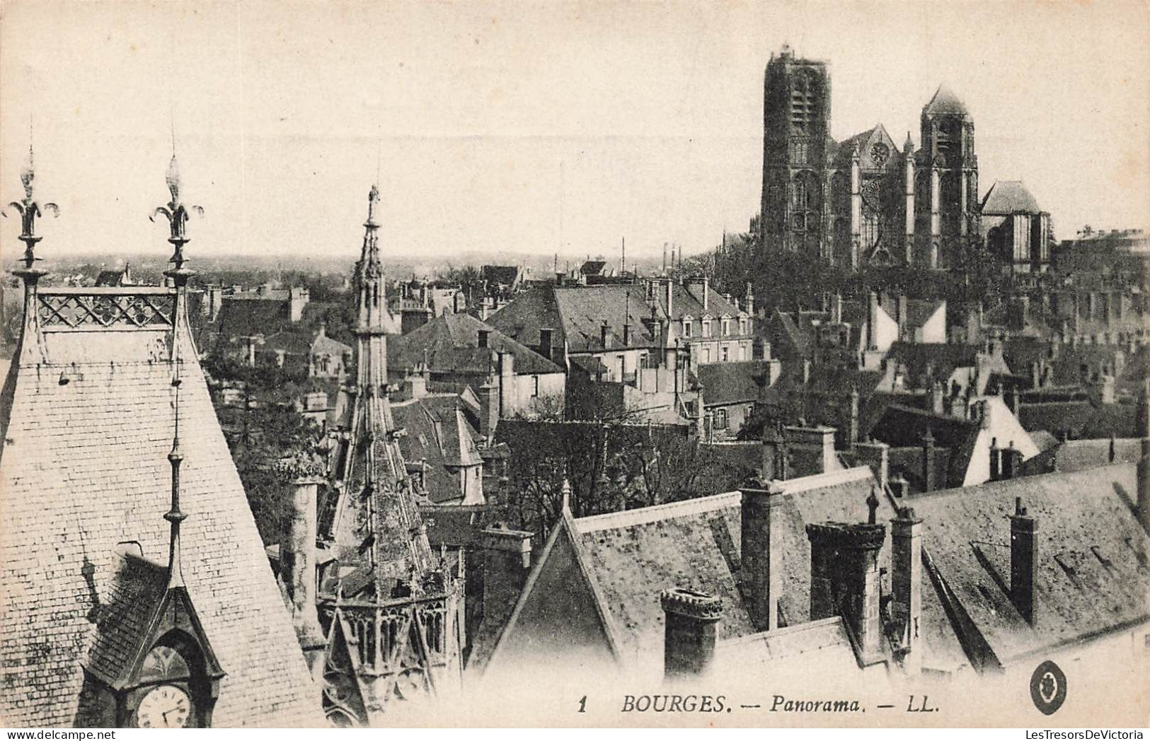 FRANCE - Bourges - Panorama - Carte Postale Ancienne - Bourges