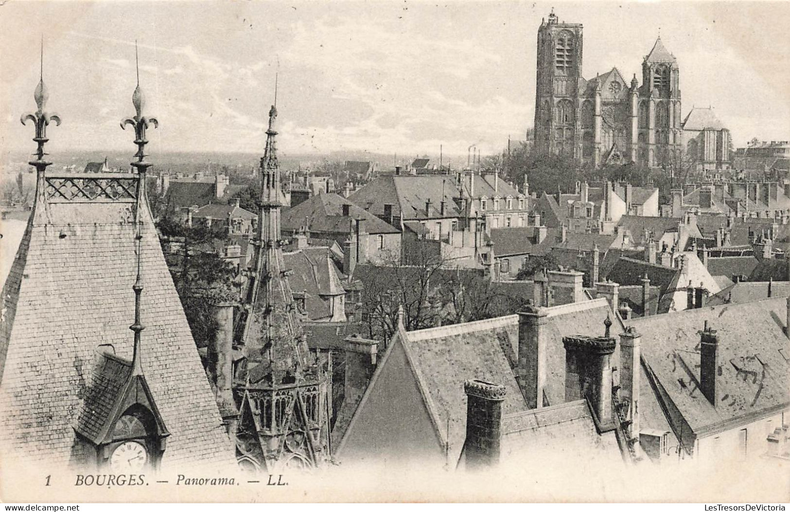 FRANCE - Bourges - Panorama -  Carte Postale Ancienne - Bourges