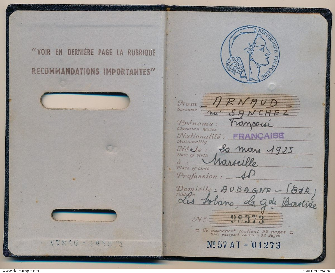 FRANCE - Passeport 1958 Fiscal 350 Francs / 2850 Francs (n°322) + Fiscaux Espagnols Consulat Marseille - Briefe U. Dokumente