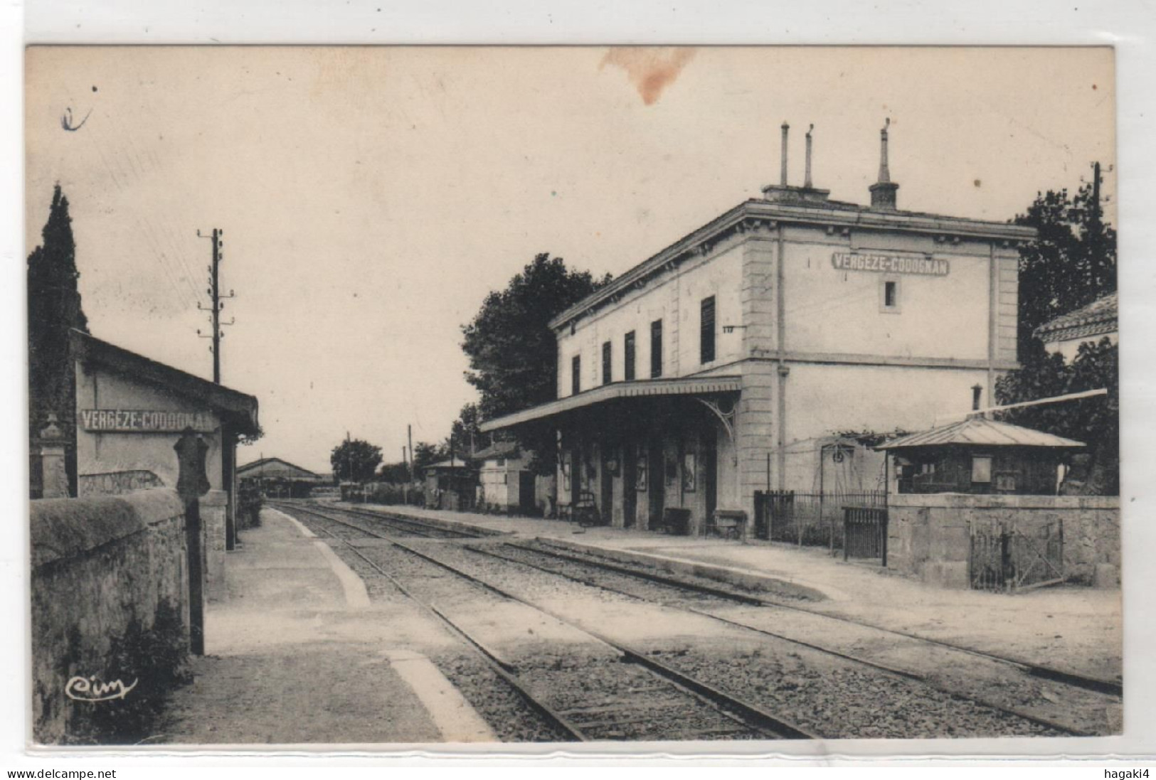 CPA 30 : VERGEZE- CODOGNAN - La Gare - Ed. Combier à Macon - - Vergèze