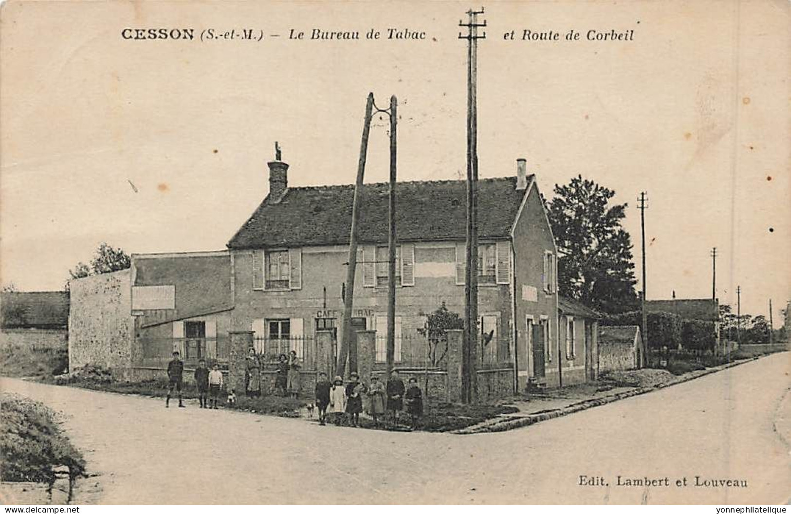 77 - SEINE ET MARNE - CESSON - Le Bureau De Tabac Et Route De Corbeil - Animation - 10681 - Cesson