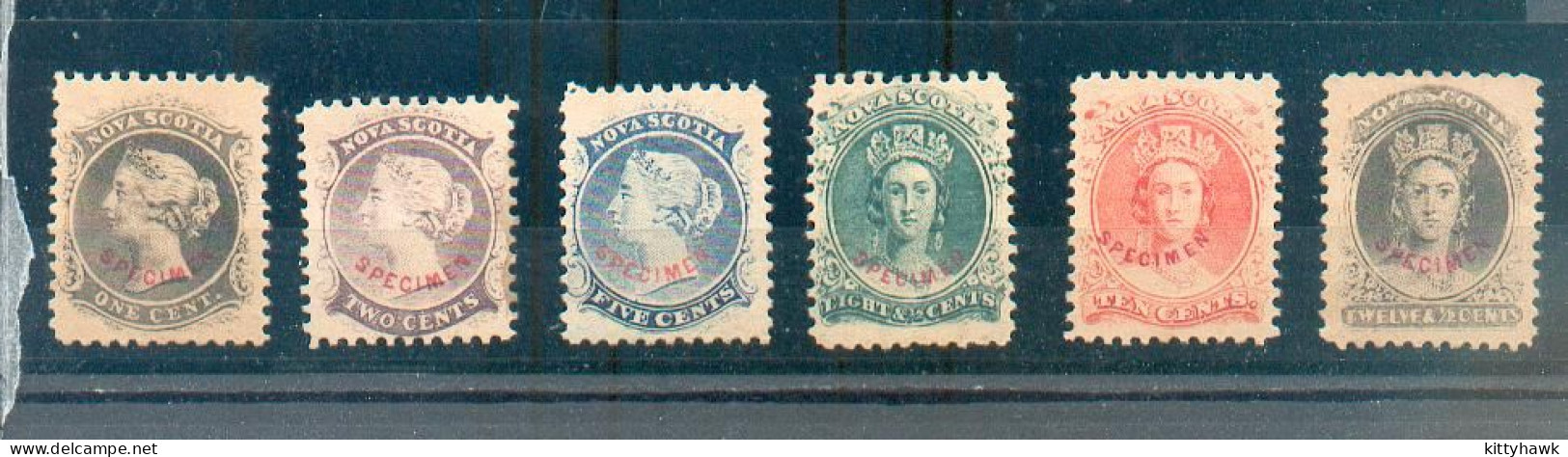 A406 - DOMINIQUE - YT 27 à 30 (*) - Unused Stamps