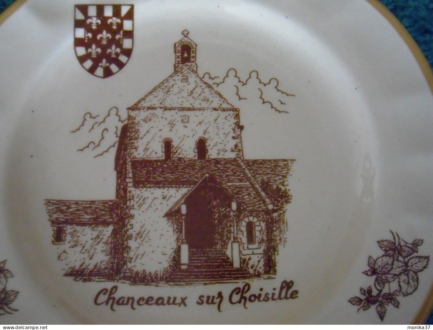Assiette Souvenir Faïence CHANCEAUX SUR CHOISILLE  37390 Indre Et Loire - Recordatorios