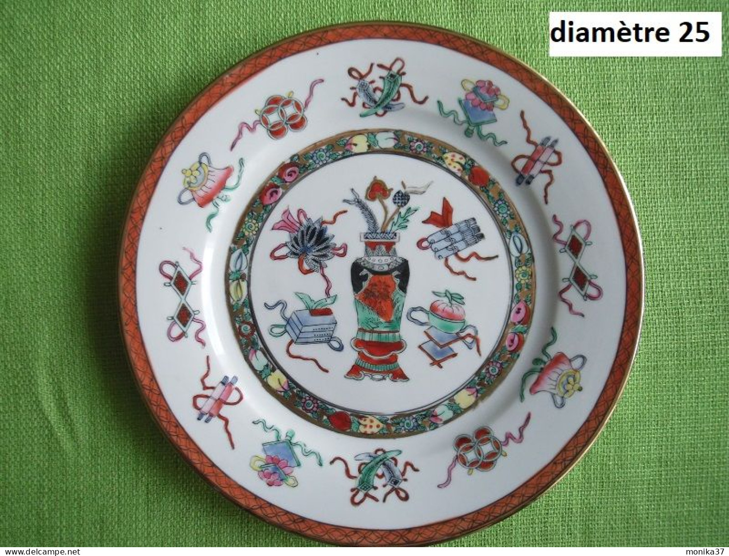 Assiette Porcelaine Ramenée Du Japon Année 1960 - Arte Asiático