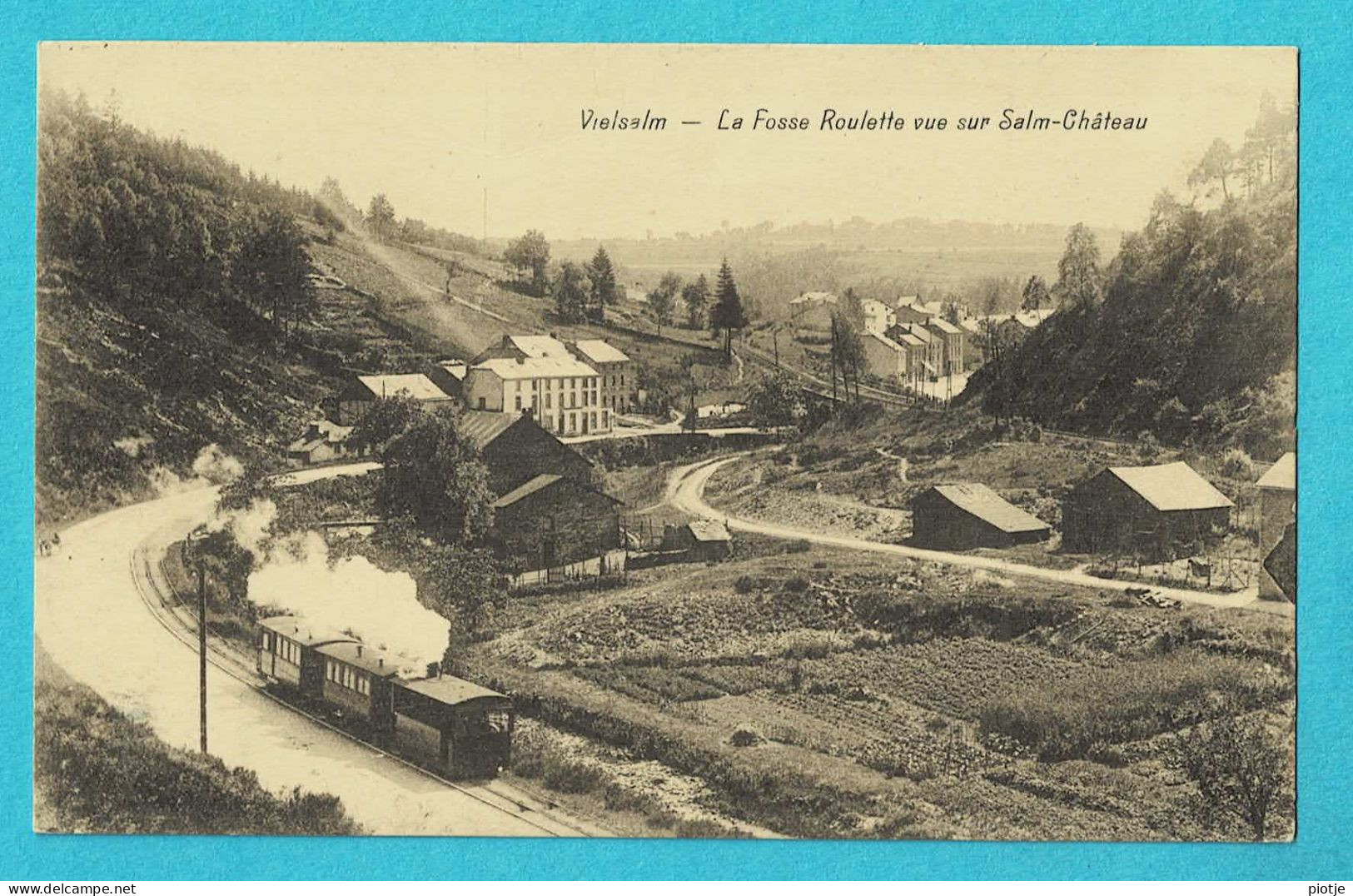 * Vielsalm (Luxembourg - La Wallonie) * (Photo Baccus) La Fosse Roulette Vue Sur Salm Chateau, Train, Tram, Vicinal - Vielsalm