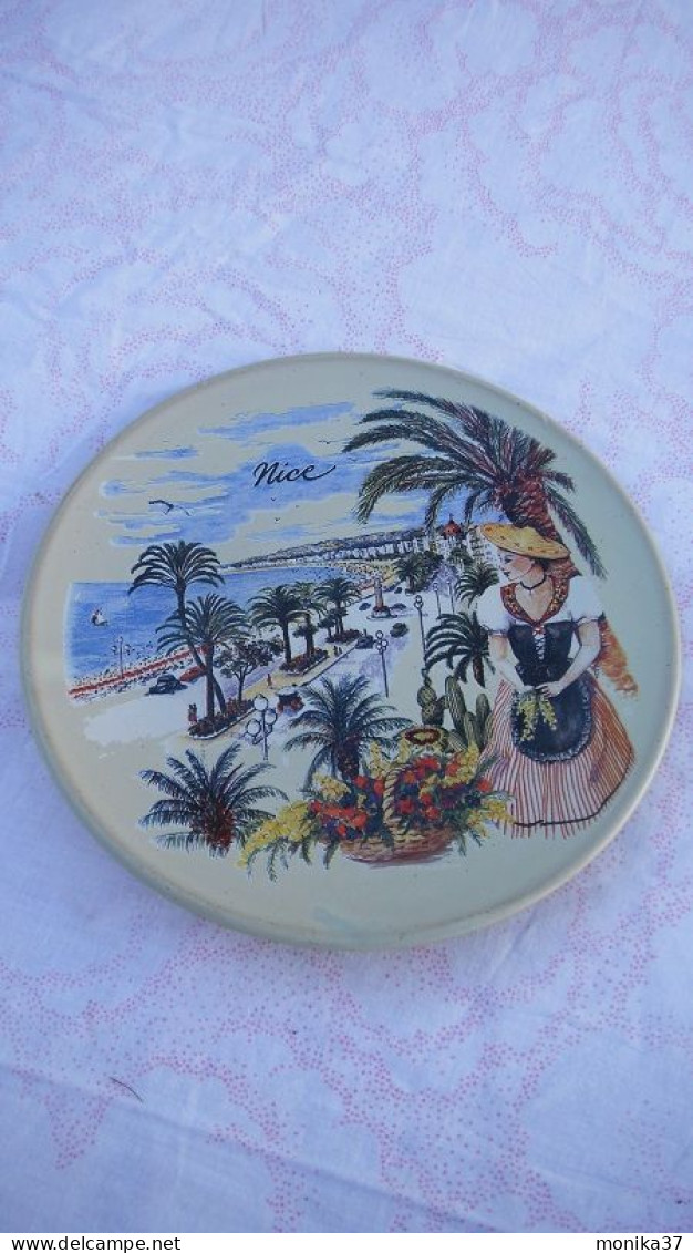 Assiette Souvenir Décorative Sur Nice 06000 Alpes Maritimes - Obj. 'Herinnering Van'