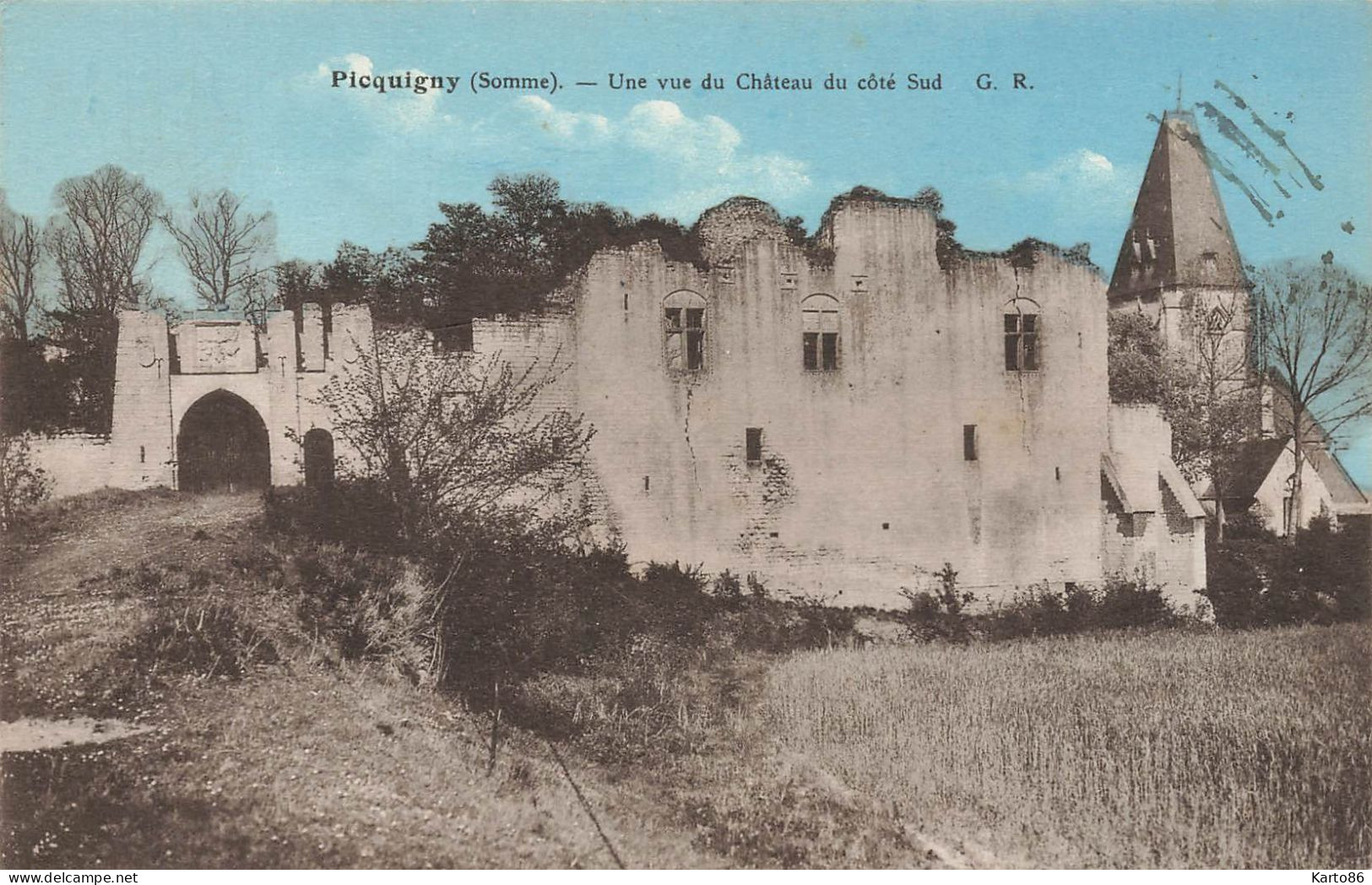 Picquigny * Un Coin Du Village Et Une Vue Du Château Du Côté Sud - Picquigny