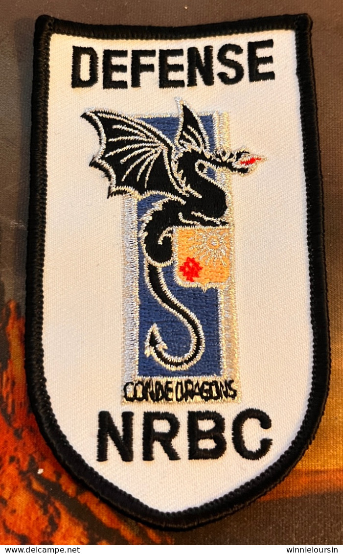 ECUSSON DEFENSE NRBC CONDÉ DRAGONS - Ecussons Tissu