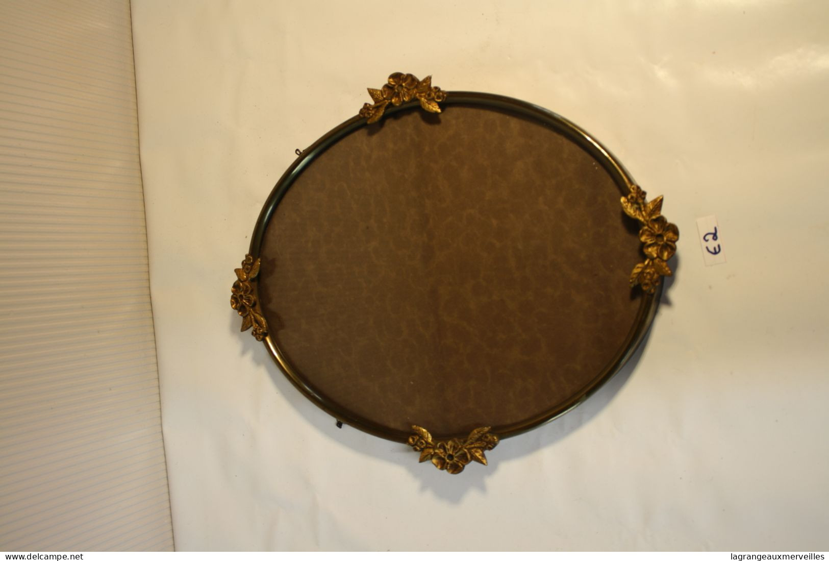 E2 Ancien Cadre En Bois Doré - Décor Floral - Ideal Deco - France - Mirrors