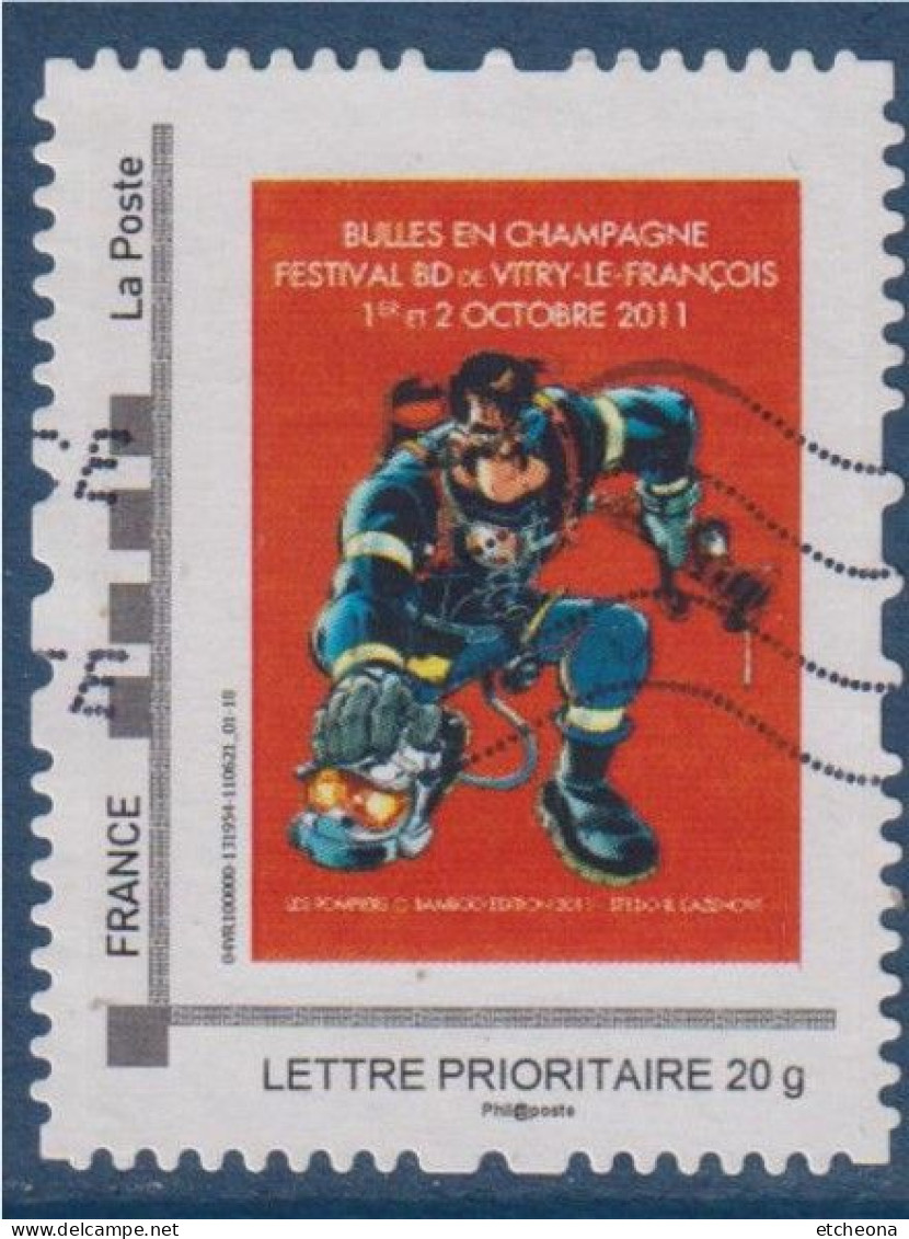 Personnage De BD Avec Oiseau Dans Ses Bras, Cadres Gris LP - Used Stamps