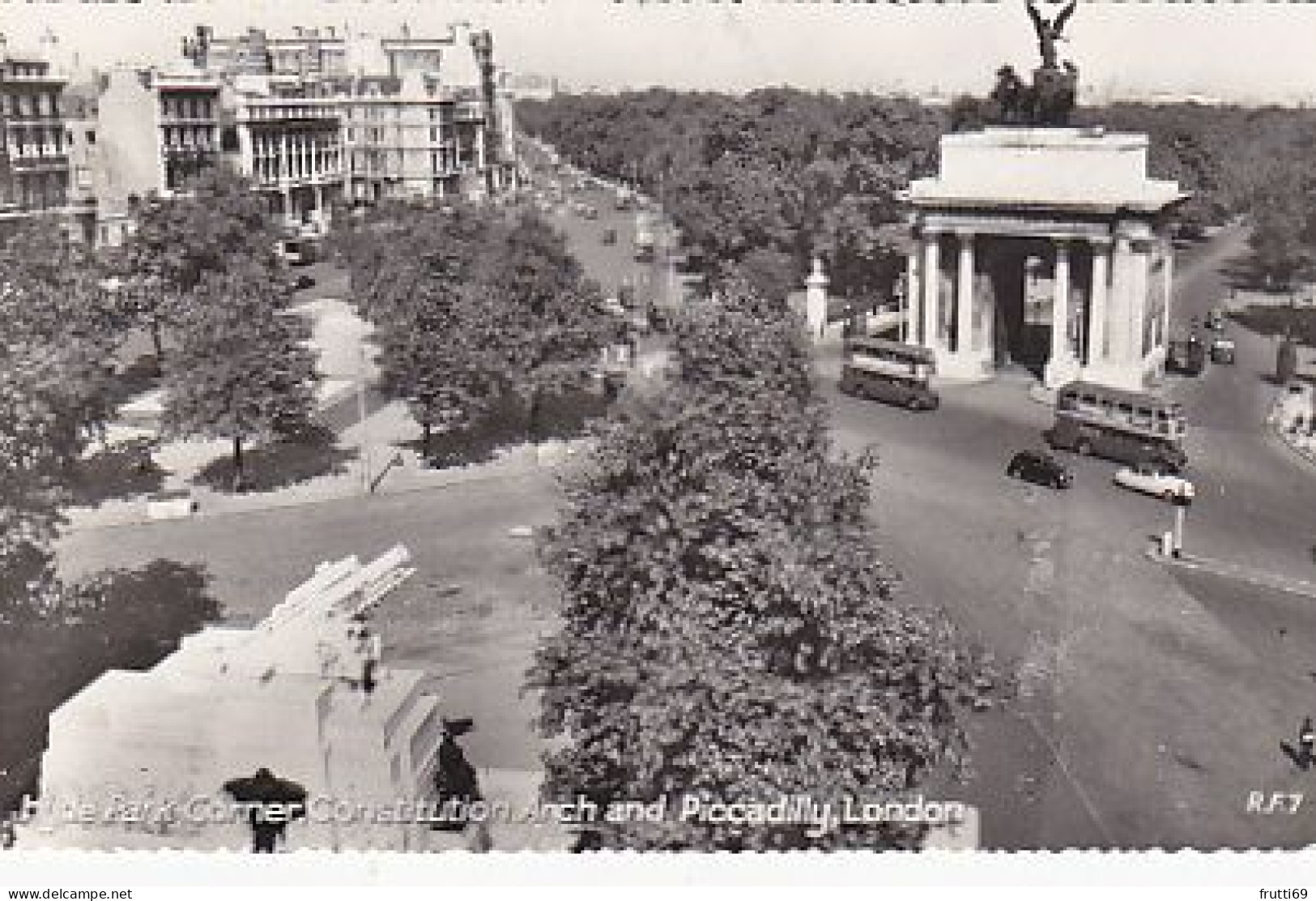 AK 191765 ENGLAND - London - Hyde Park Corner - Constitution Arch And Piccadilly - Hyde Park