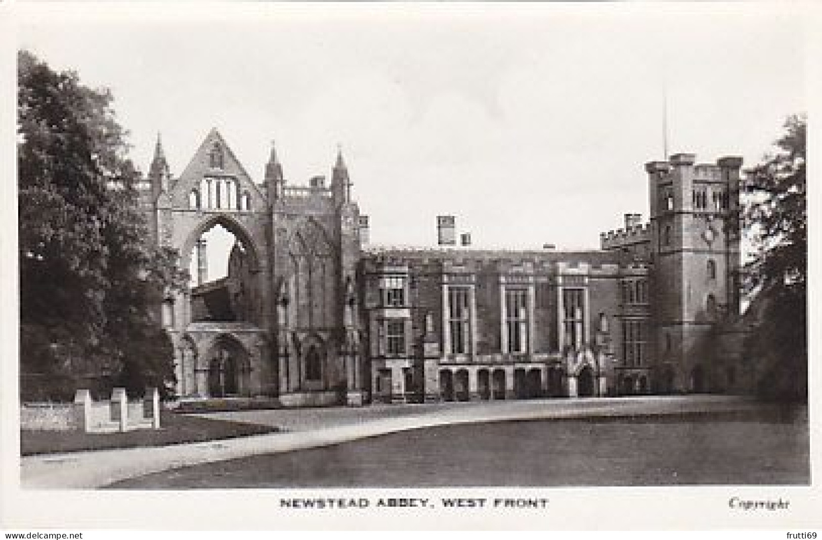 AK 191797 ENGLAND - Newstead Abbey - West Front - Sonstige & Ohne Zuordnung