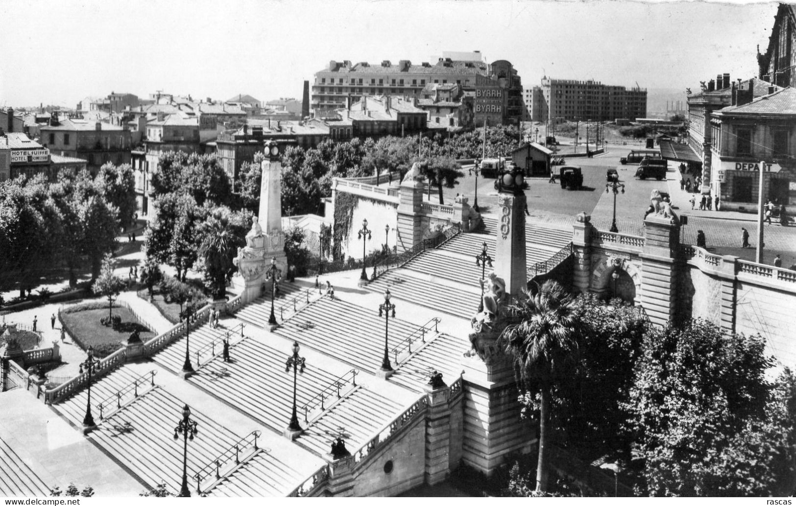 CPSM - BOUCHES DU RHONE - MARSEILLE - L'ESCALIER MONUMENTAL DE LA GARE SAINT CHARLES - Stazione, Belle De Mai, Plombières