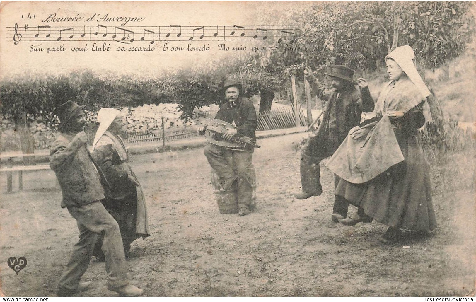 FRANCE - Bourrée D'Auvergne - Musiciens Et Danseurs - Danse Traditionnelle - Carte Postale Ancienne - Andere & Zonder Classificatie