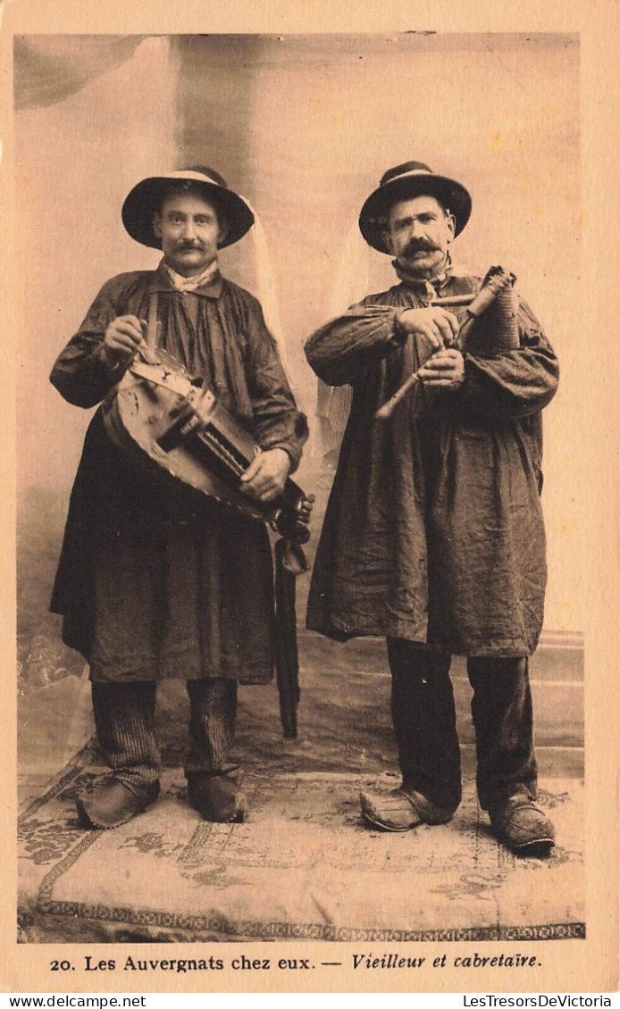 FRANCE - Les Auvergnats Chez Eux - Vieilleur Et Cabretaire - Carte Postale Ancienne - Andere & Zonder Classificatie