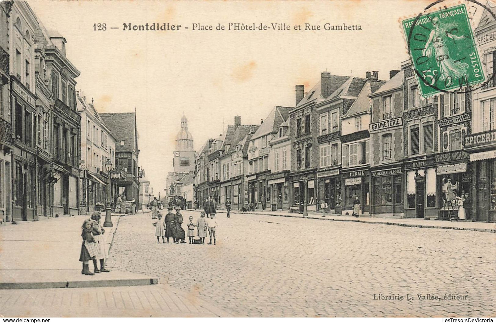 FRANCE - Montdidier - Place De L'Hôtel De Ville Et Rue GAMBETTA - Animé - Carte Postale Ancienne - Montdidier