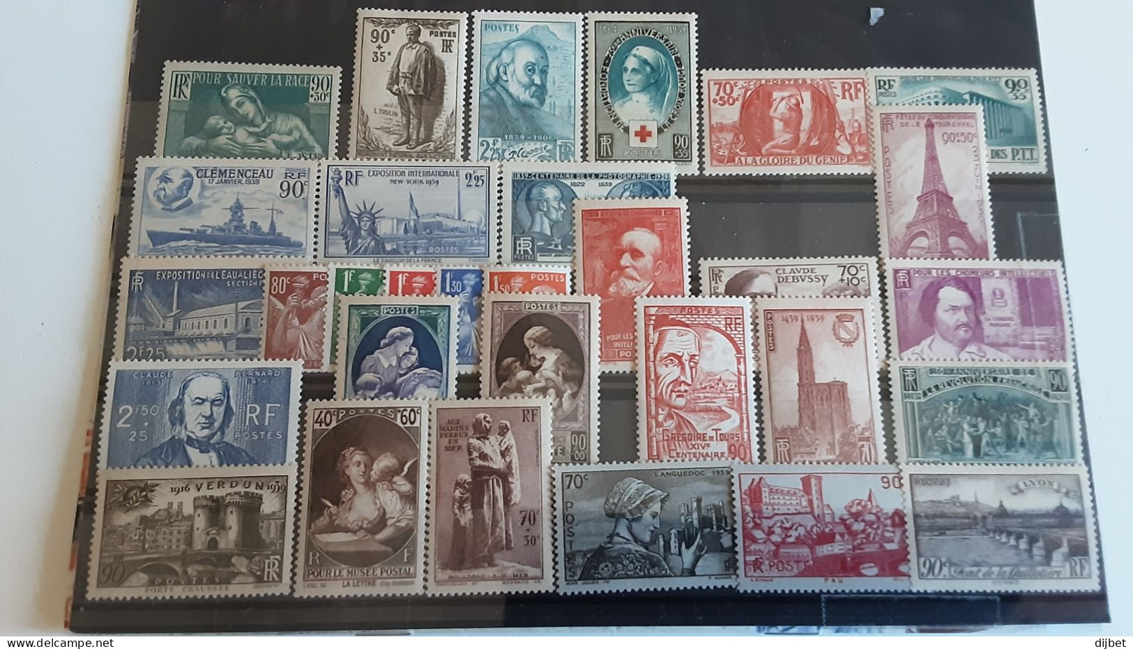 TIMBRE DE FRANCE ANNEE COMPLÈTE 1939 MNH   MANQUE LE 428 - ....-1939