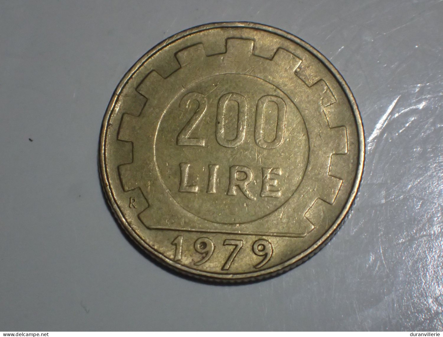 200 Lire , ITALIE , Alu-Bronze , 1979 , KM 105 - 200 Lire