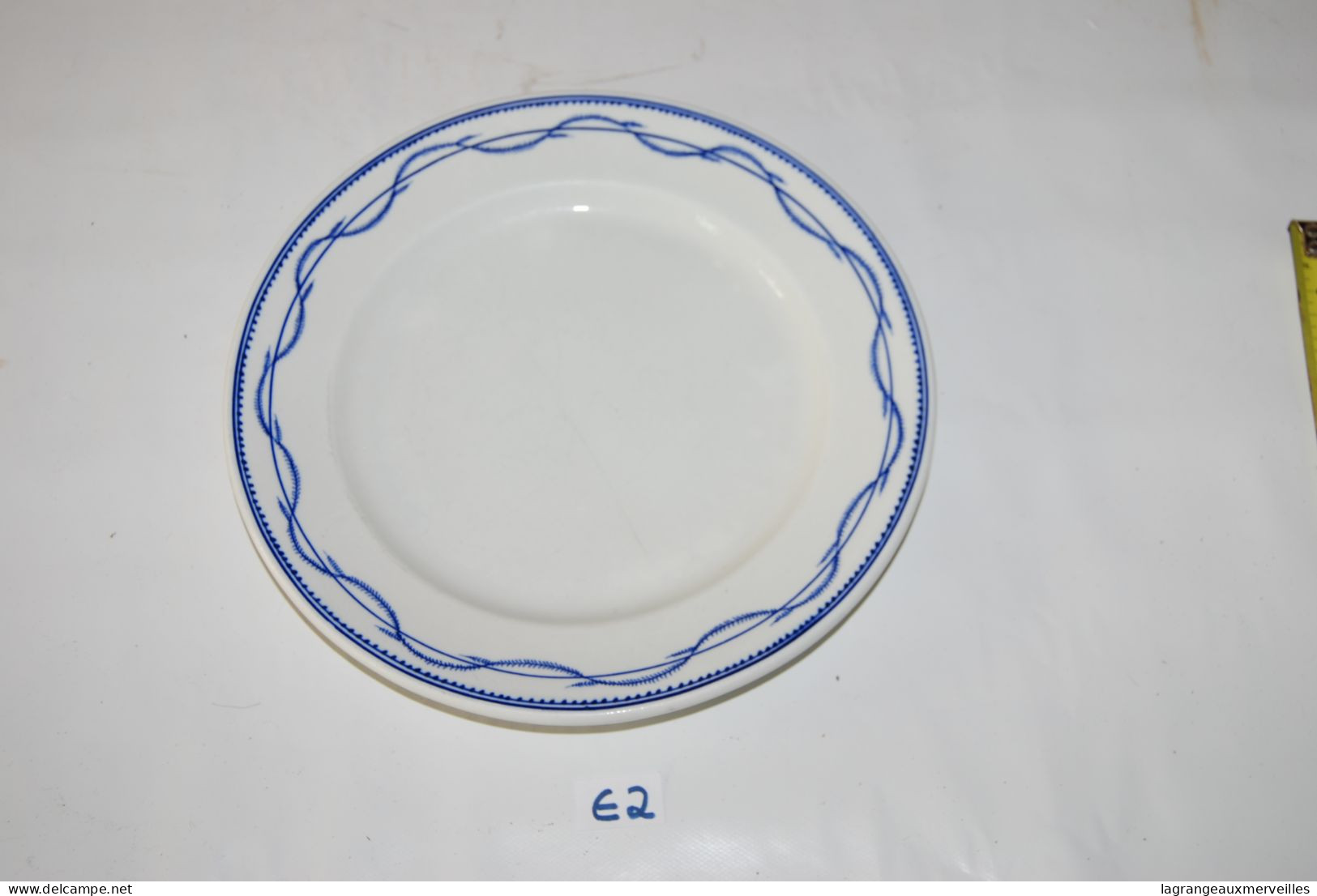 E2 Assiette En Porcelaine De Tournai - Décor Chenille, Double Filet Avec Dent De Loup - Décor Peu Courant - Rare Tiles 4 - Doornik (BEL)