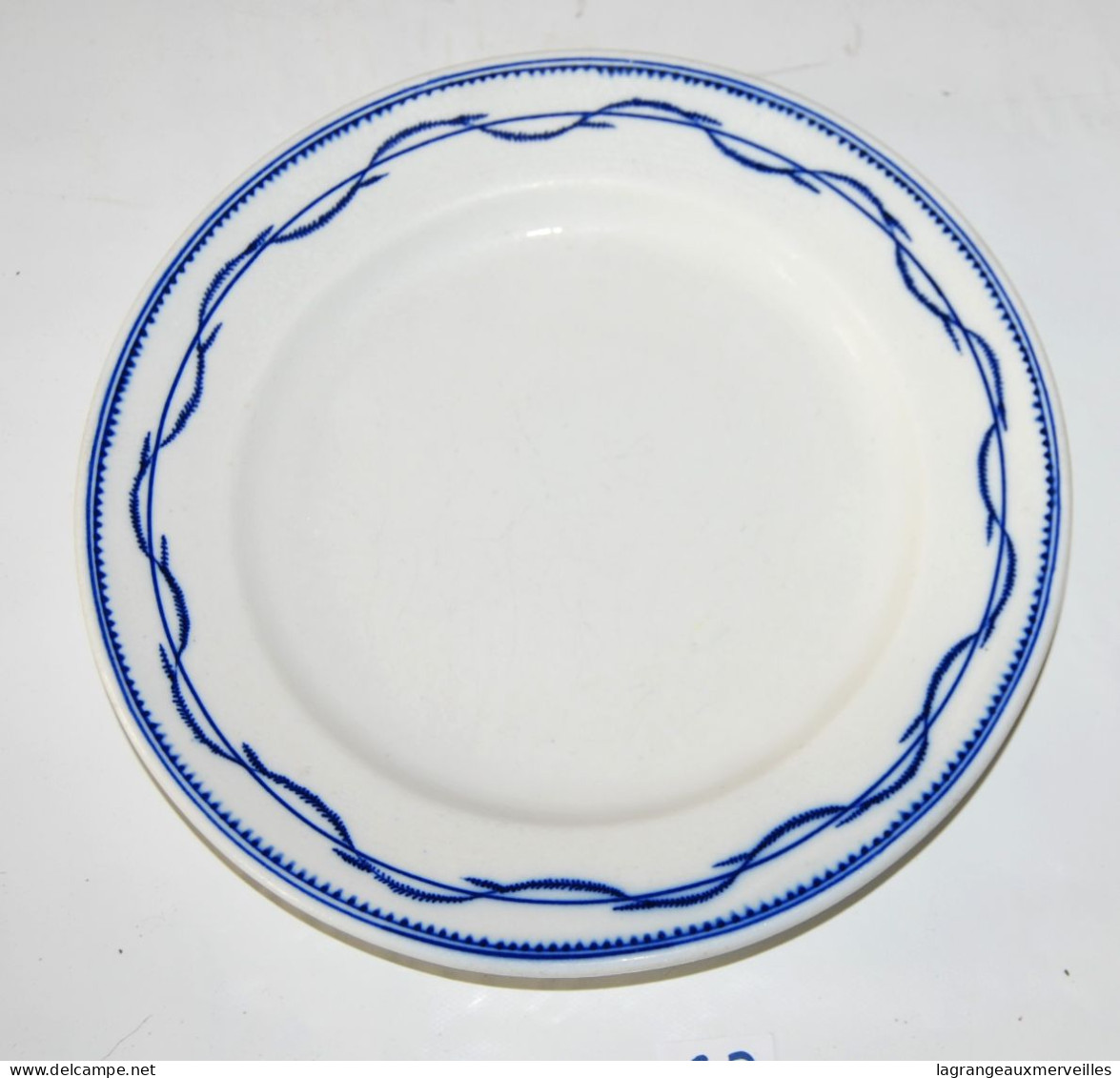 E2 Assiette En Porcelaine De Tournai - Décor Chenille, Double Filet Avec Dent De Loup - Décor Peu Courant - Rare Tiles 7 - Tournai (BEL)