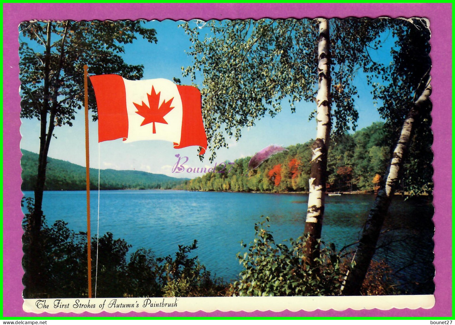 CPSM CANADA - The First Strokes Of Autumn's Paintbrush Drapeau Flag - Moderne Ansichtskarten