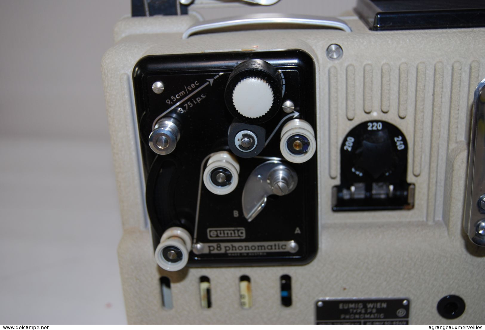 E2 Ancien projecteur de collection EUMIG P8 Phonomatic automatic