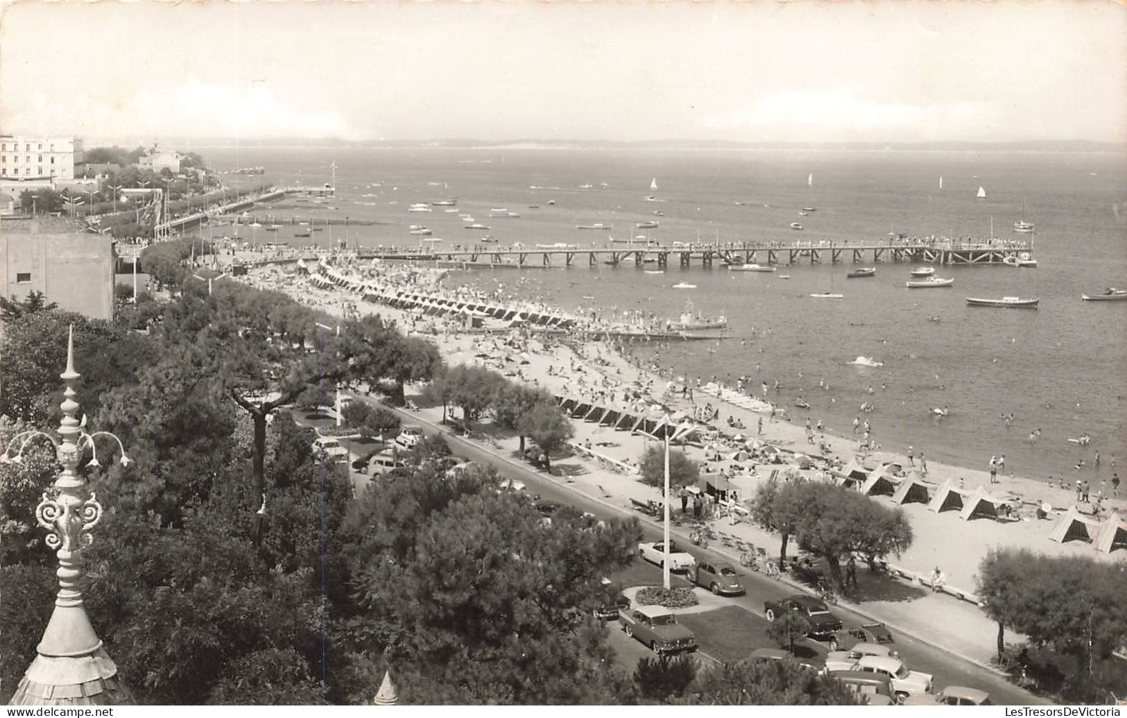 FRANCE - Arcachon - Vue D'ensemble De La Plage Et De La Jetée Thiers - Carte Postale Ancienne - Arcachon