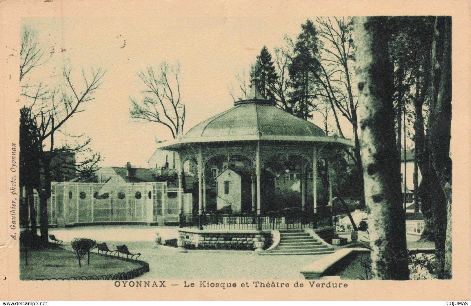 01 - OYONNAX _S24818_ Le Kiosque Et Théâtre De Verdure - En L'état Déchirure - Oyonnax