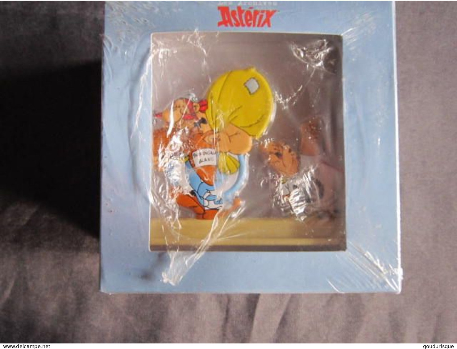 ASTERIX FIGURINE METAL 2D ASTERIX LE TOUR DE GAULE UDERZO - Astérix