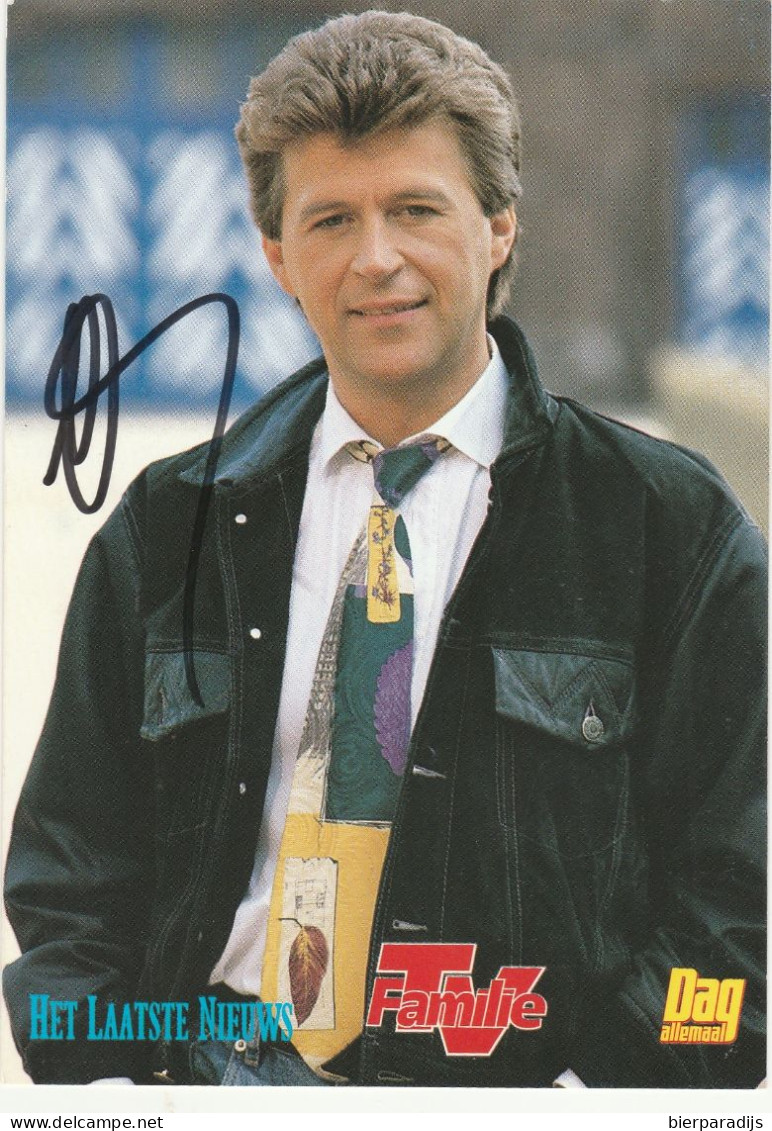 JO  VALLY - Autographs