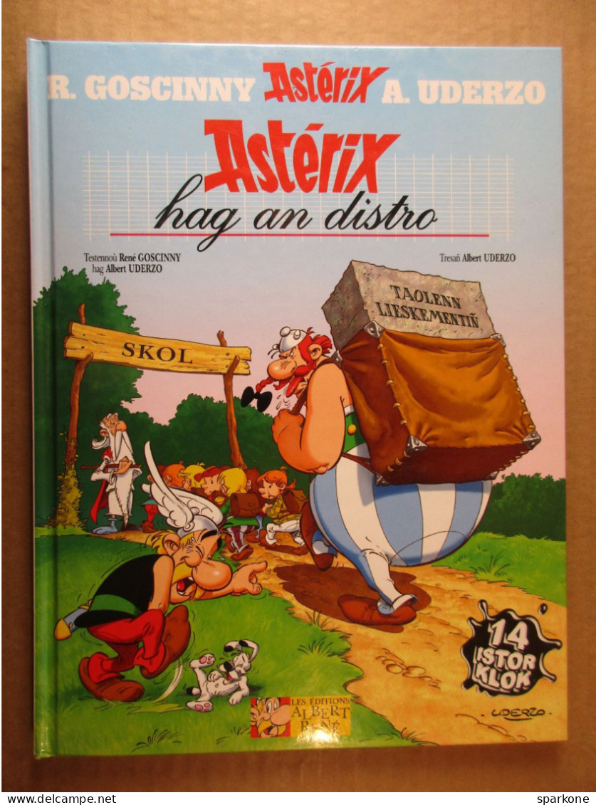 BD Astérix En Breton - Astérix Hag An Distro - éditions De 2004 - Comics & Manga (andere Sprachen)