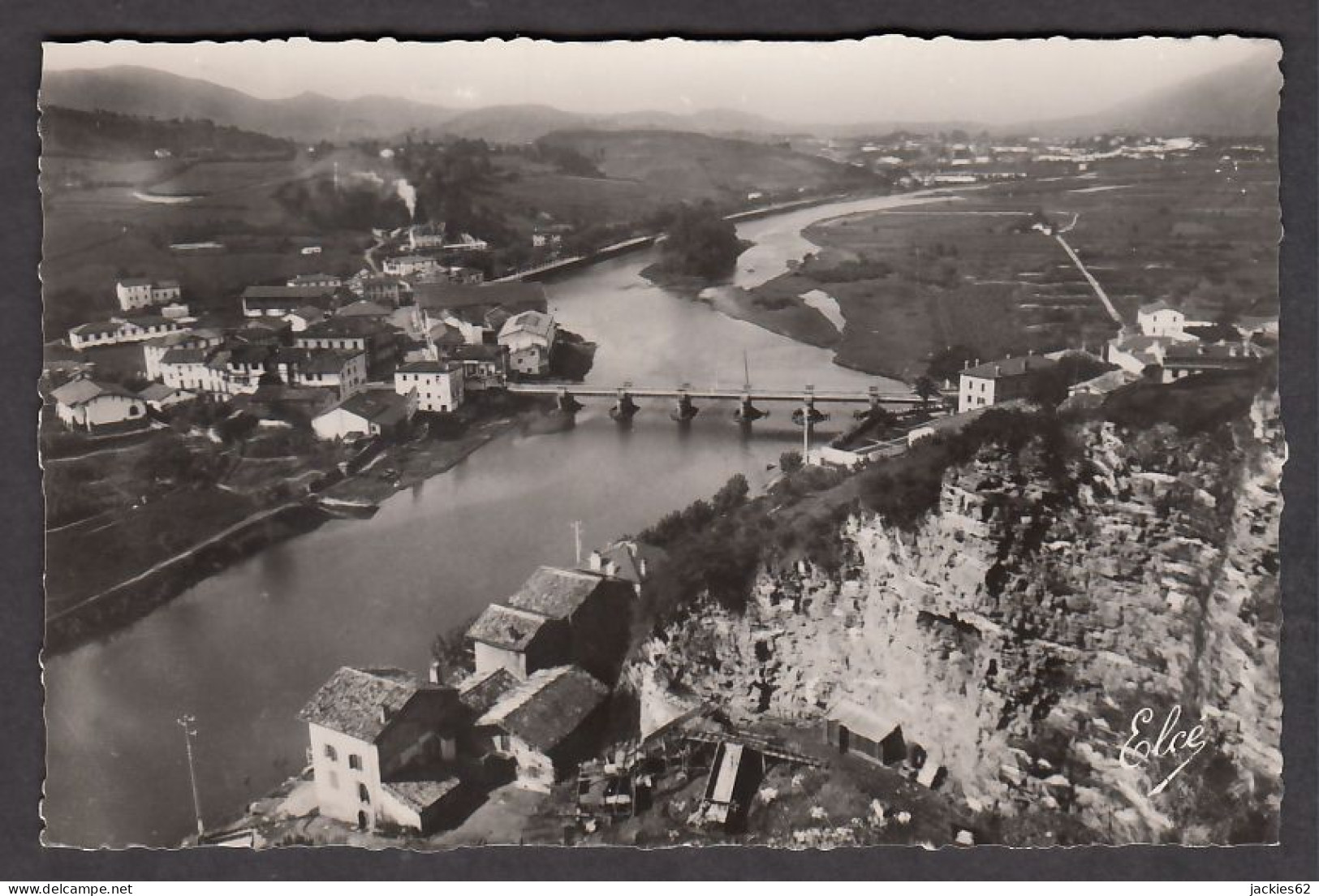 065181/ BÉHOBIE, La Bidassoa, Le Pont International, L'Ile Des Faisans Et Irun - Béhobie