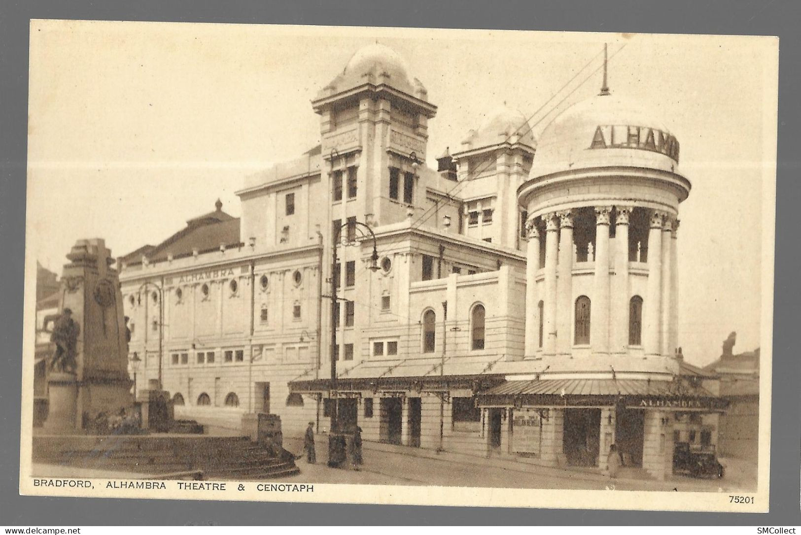 Bradford. Alhambra Theatre & Cenotaph (4571) - Bradford