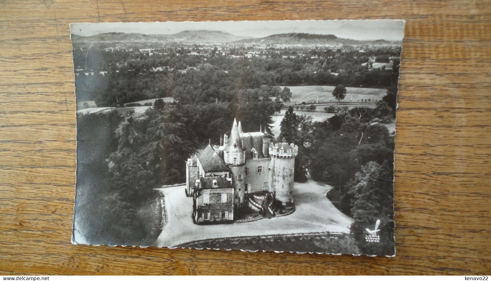 Lezoux , Château De Croptes "" Beau Timbre "" - Lezoux