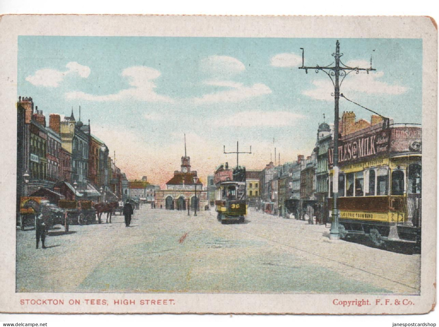 COLOURED POSTCARD - STOCKTON ON TEES HIGH STREET - COUNTY DURHAM - TRAMS - TROLLEY BUSES - ADVERTISING - Stockton-on-tees